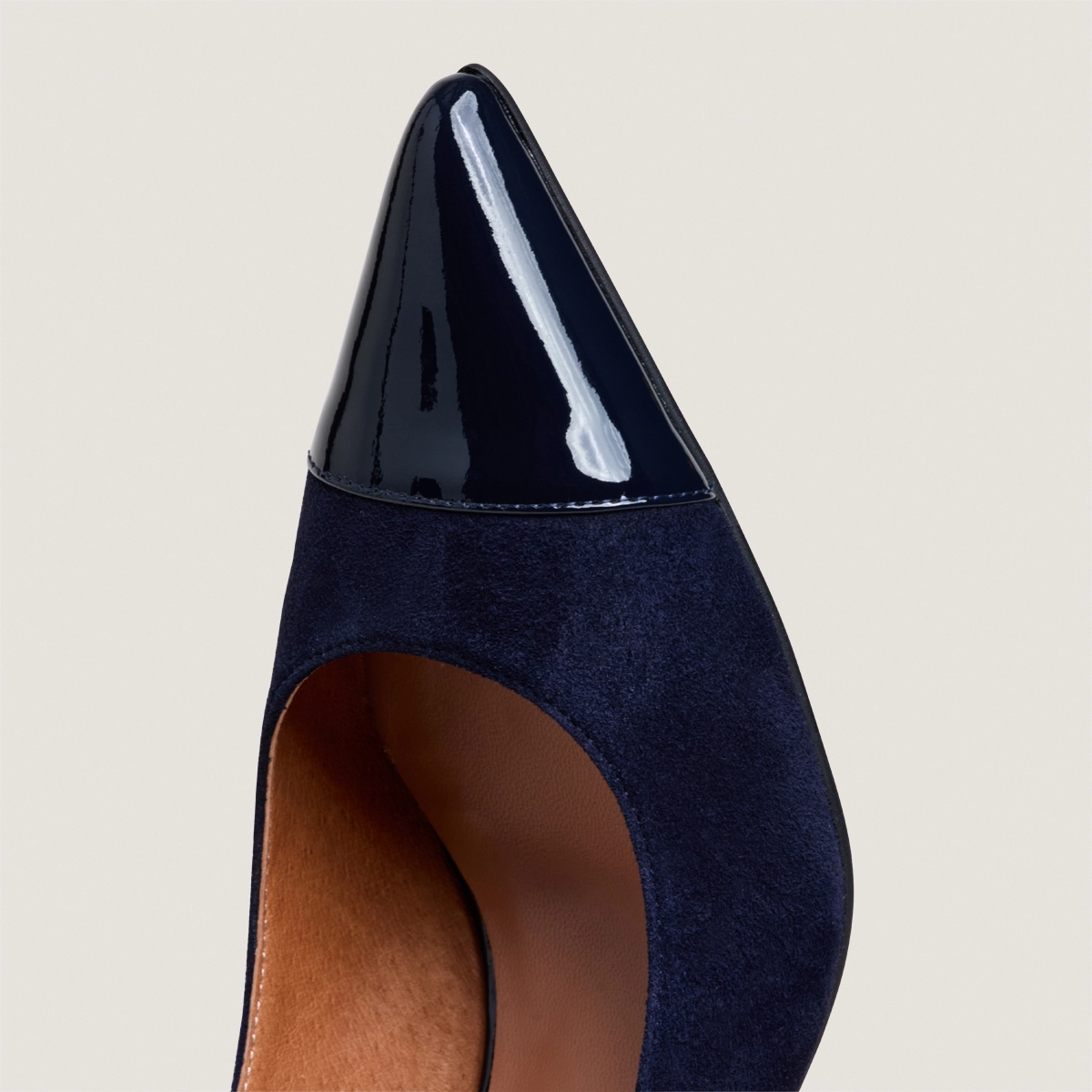 Escarpins slingbacks en vernis et velours marine | DESTELLE | Jonak
