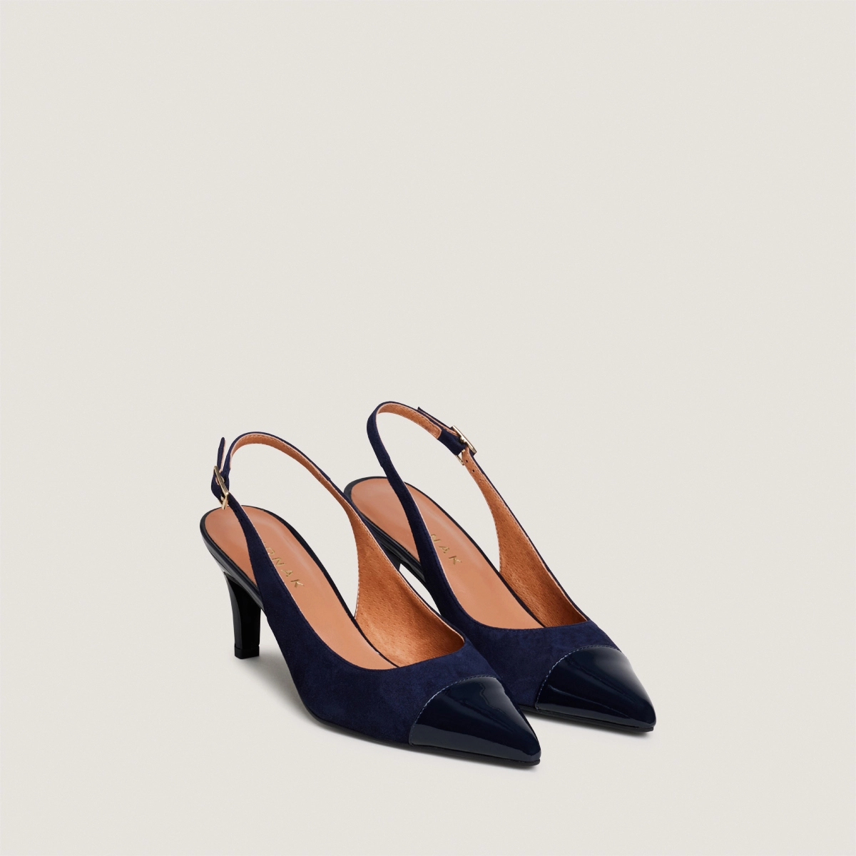 Escarpins slingbacks en vernis et velours marine | DESTELLE | Jonak