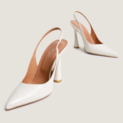 Escarpins slingbacks &agrave; bouts pointus en vernis &eacute;cru | DRESSY | Jonak