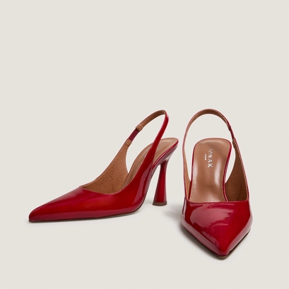 Escarpins slingbacks &agrave; bouts pointus en vernis rouge berry | DRESSY | Jonak