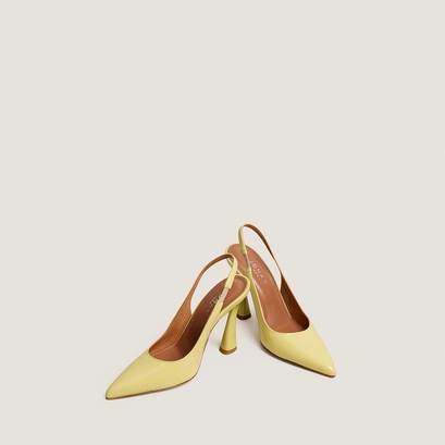 Escarpins slingbacks &agrave; bouts pointus en vernis pliss&eacute; jaune p&acirc;le | DRESSY | Jonak