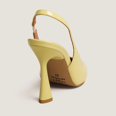 Escarpins slingbacks &agrave; bouts pointus en vernis pliss&eacute; jaune p&acirc;le | DRESSY | Jonak