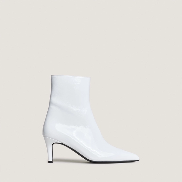 Bottines &agrave; talons fins en vernis pliss&eacute; blanc | DIEMINA | Jonak