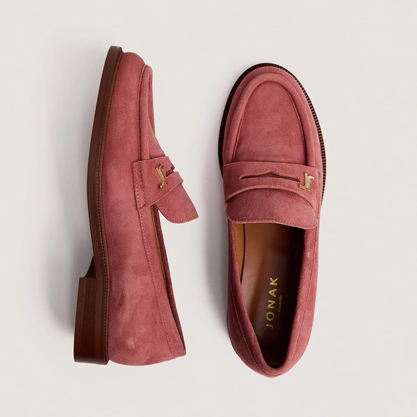 Mocassins à bouts ronds et monogrammes en velours vieux rose | DUEDI | Jonak