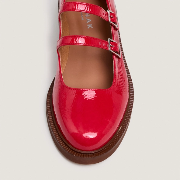 Ballerines &agrave; doubles brides en vernis pliss&eacute; rouge berry | DREAMY | Jonak