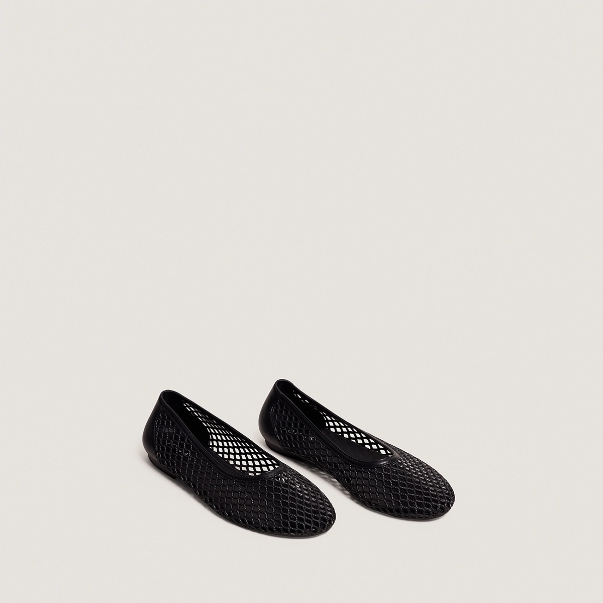 Ballerines ajourées en jelly noir | UGO | Jonak