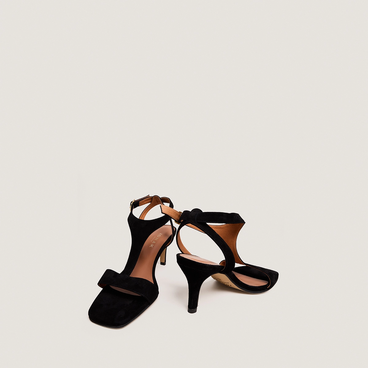 Sandales à talons fins en velours noir | VERNUS | Jonak