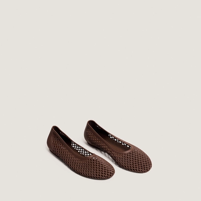 Ballerines ajour&eacute;es en jelly marron | UGO