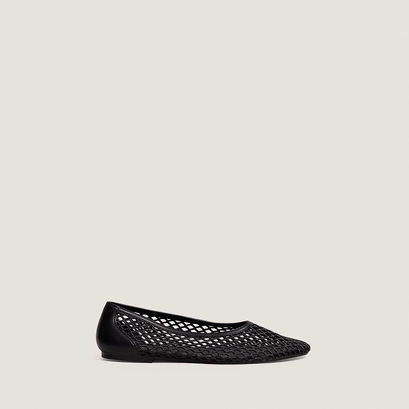 Ballerines ajour&eacute;es en jelly noir | UGO