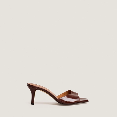 Mules &agrave; talons en cuir brillant marron | VERTIGO