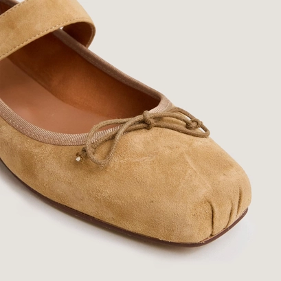 Ballerines &agrave; brides et lacets en velours miel | DOMINANTE | Jonak
