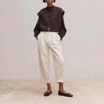 Ballerines &agrave; petits lacets en cuir noir | DALLETTE | Jonak
