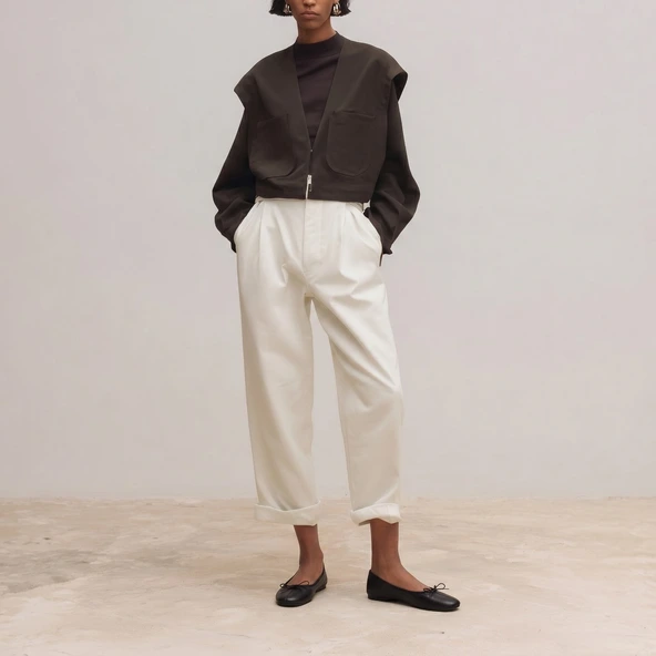 Ballerines à petits lacets en cuir noir | DALLETTE | Jonak