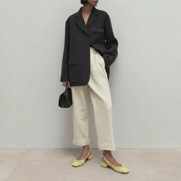 Ballerines slingbacks en vernis plissé jaune pâle | DYBILO | Jonak