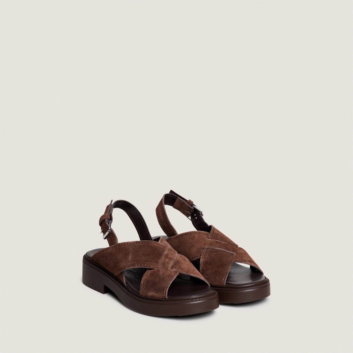 Sandales à brides entrelacées en croûte marron foncé | ELIO | Jonak