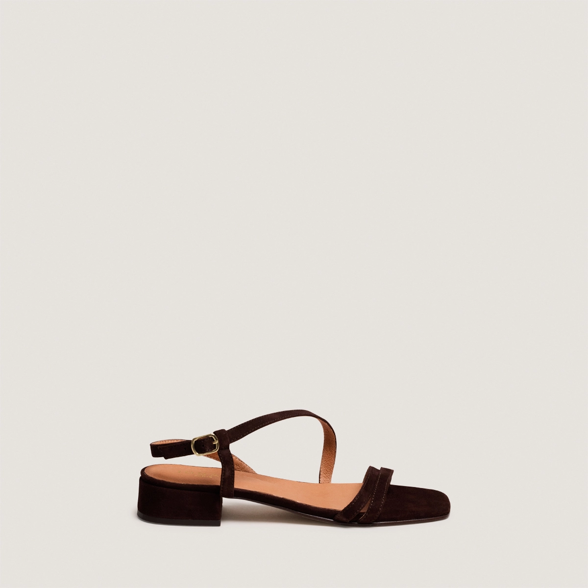 Sandales &agrave; petits talons en velours marron | ANAYA | Jonak