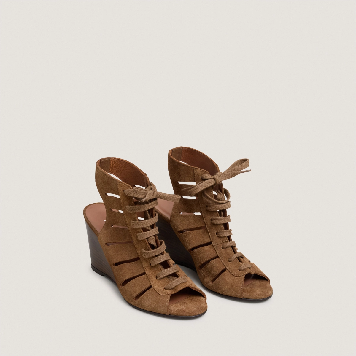 Sandales compensées à lacets et arrières ouverts en croûte cognac | DATELLE | Jonak