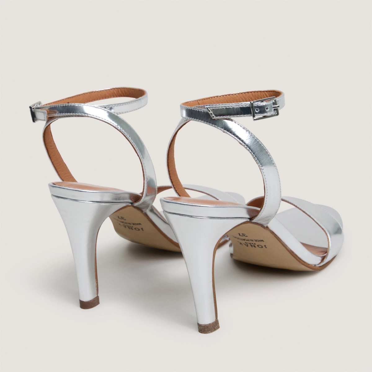 Sandales à talons hauts et brides chevilles en cuir miroir argent | DILECTA | Jonak