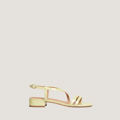 Sandales &agrave; petits talons en vernis pliss&eacute; jaune p&acirc;le | ANAYA | Jonak