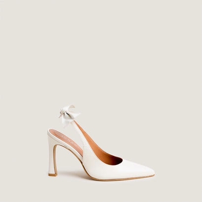 Escarpins slingbacks en cuir &eacute;cru | DEVENIR | Jonak