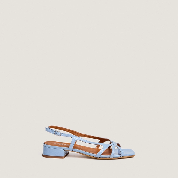 Sandales à petits talons en vernis plissé bleu ciel | ARGOS | Jonak