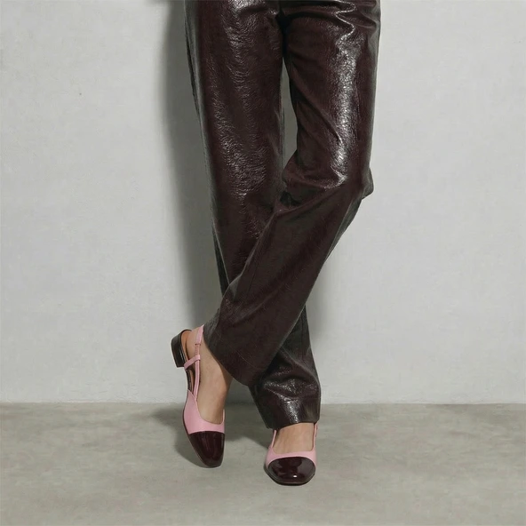 Ballerines slingbacks en vernis bordeaux et vernis pliss&eacute; rose p&eacute;tale | DHAPOU | Jonak