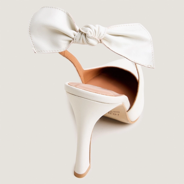 Escarpins slingbacks en cuir écru | DEVENIR | Jonak