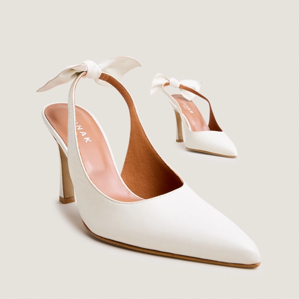 Escarpins slingbacks en cuir écru | DEVENIR | Jonak