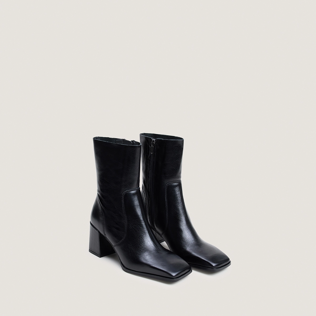 Bottines à talons et bouts carrés en cuir grainé noir | BRIGHTON | Jonak