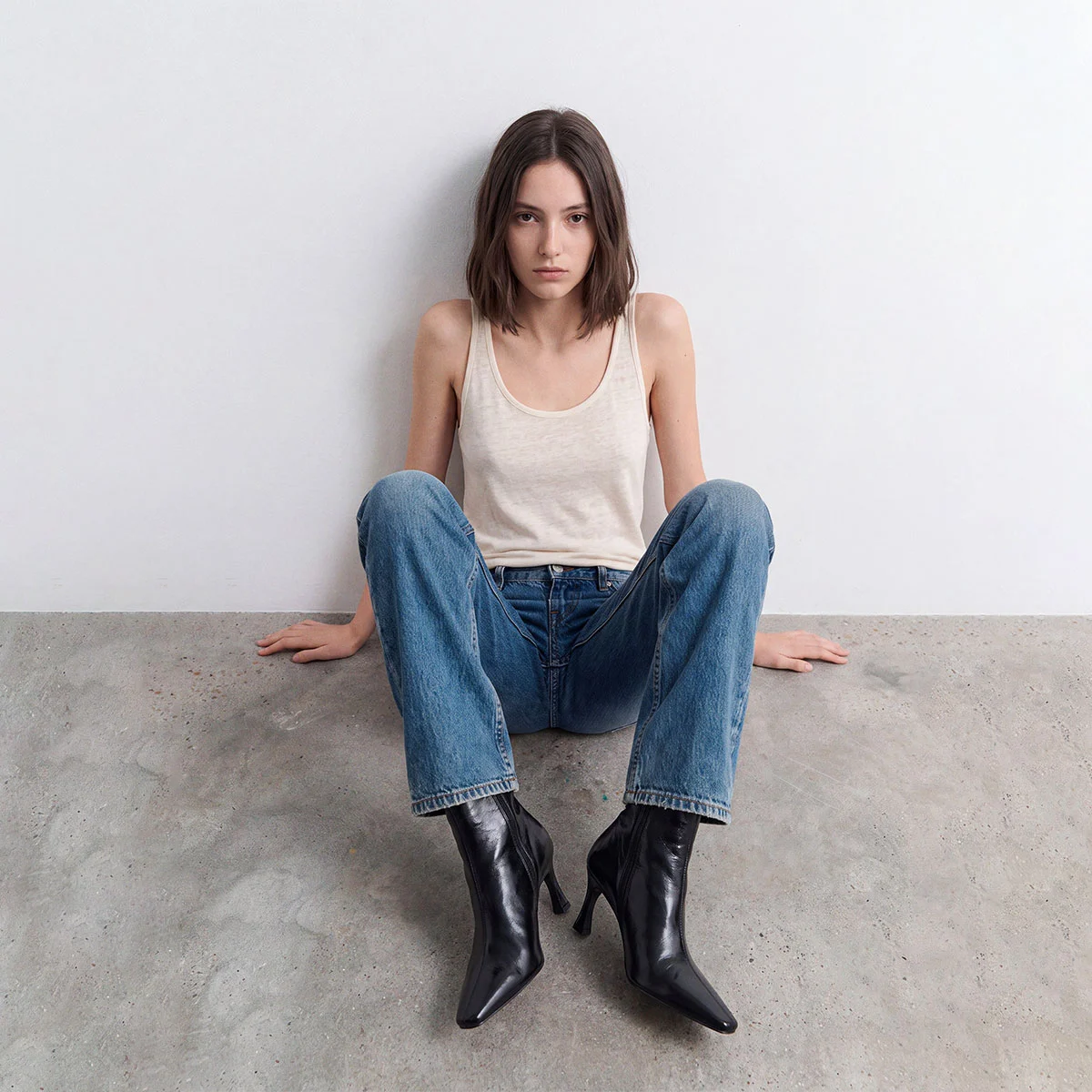 Bottines à talons et bouts pointus en cuir vieilli noir | BRONZO | Jonak