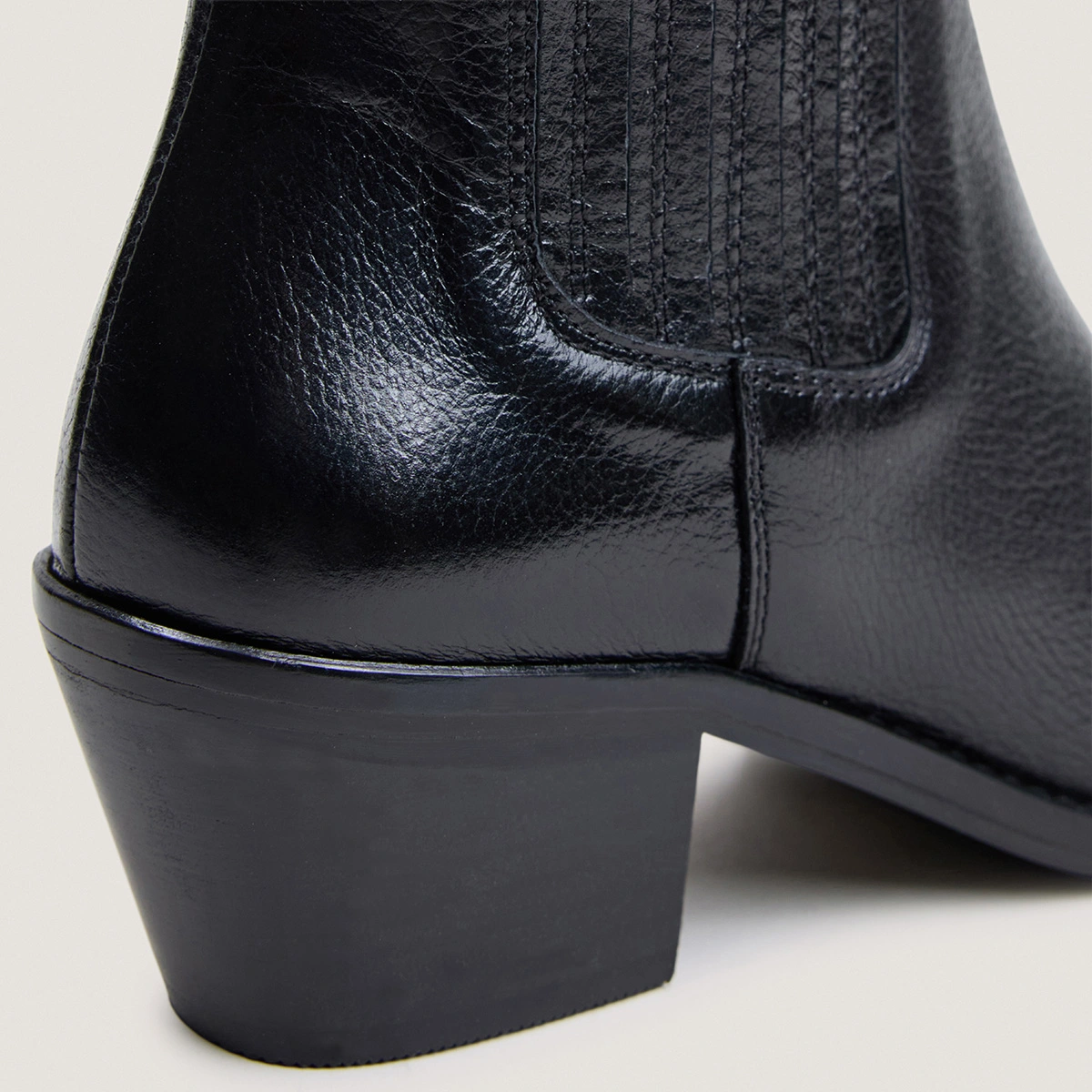 Bottines à talons et fronces en cuir grainé noir | BIRMAN | Jonak