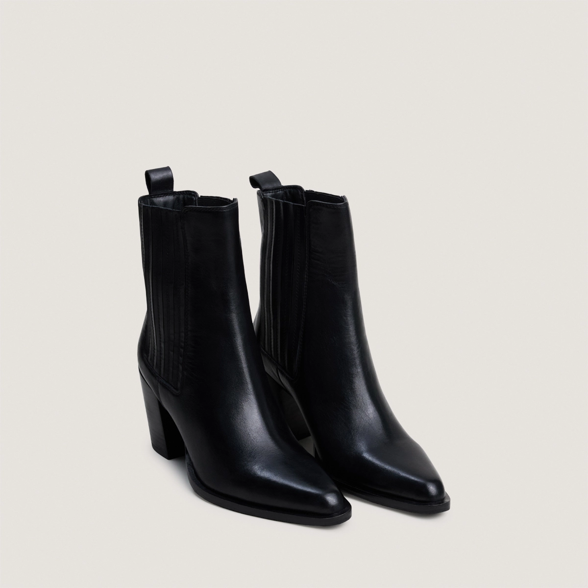 Bottines à talons et fronces en cuir noir | PIPA | Jonak