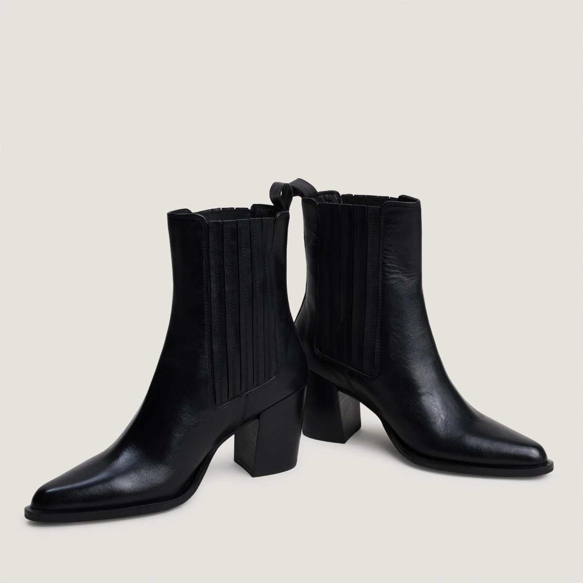 Bottines à talons et fronces en cuir noir | PIPA | Jonak