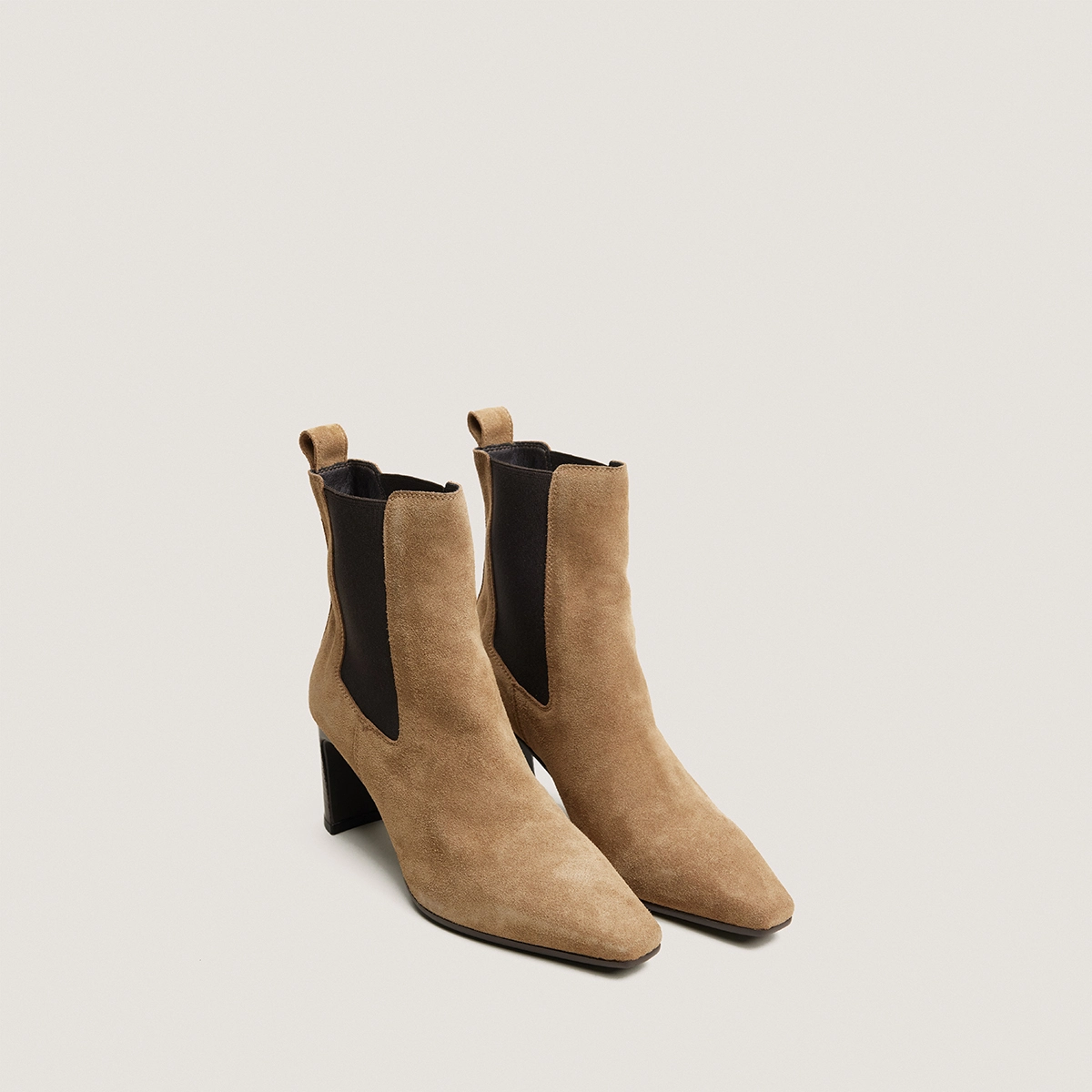 Bottines à élastiques et bouts carrés en croûte tabac | PAULA | Jonak