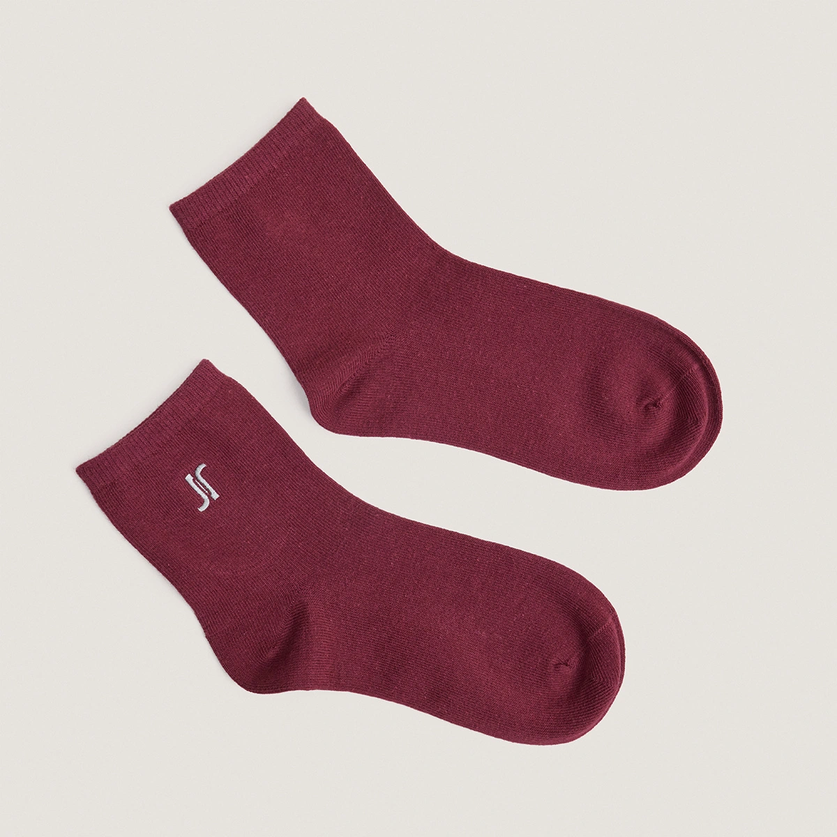 Chaussettes courtes à monogrammes en textile bordeaux | FLORIAN | Jonak