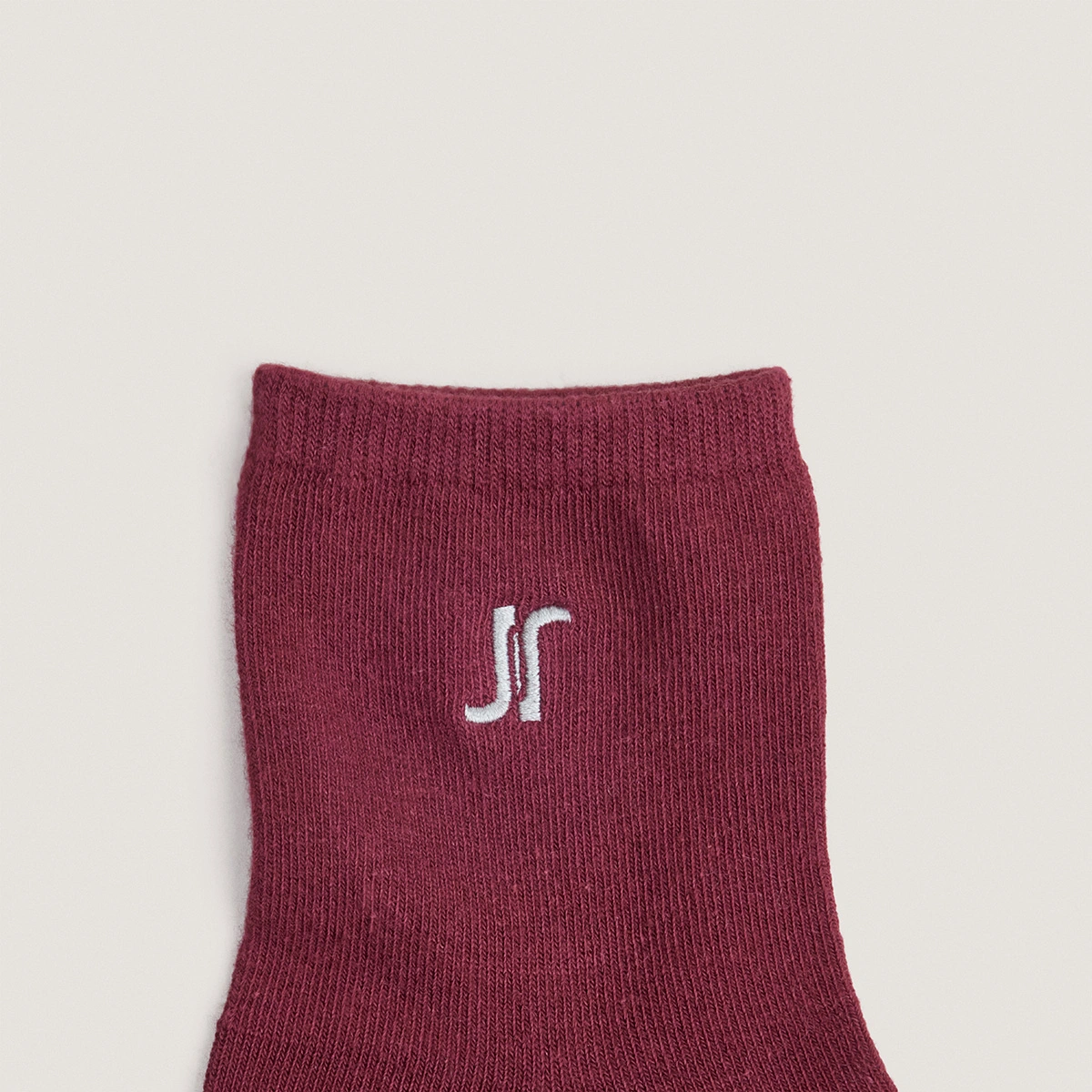 Chaussettes courtes à monogrammes en textile bordeaux | FLORIAN | Jonak