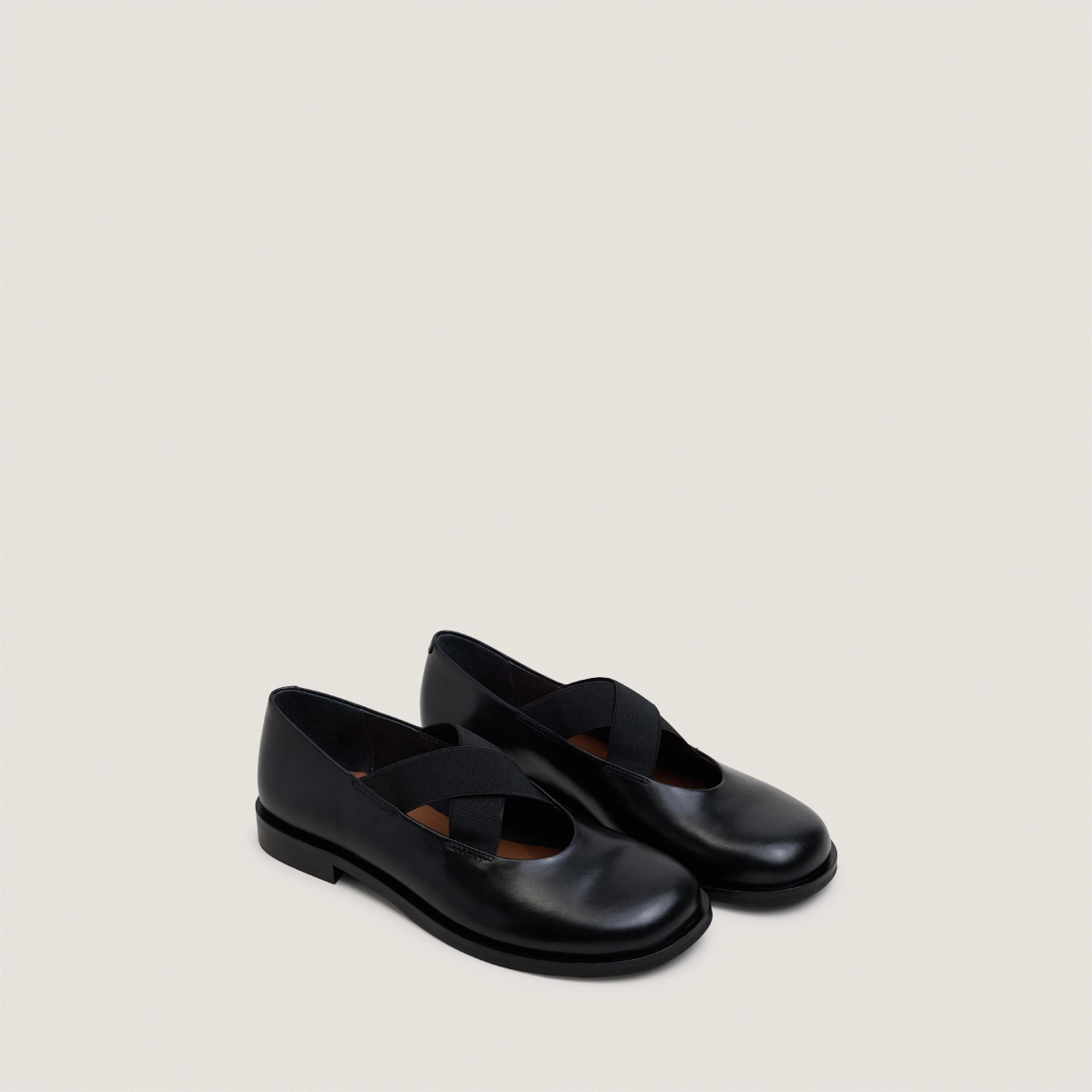 Ballerines à brides élastiques en cuir noir | DAREZZA | Jonak