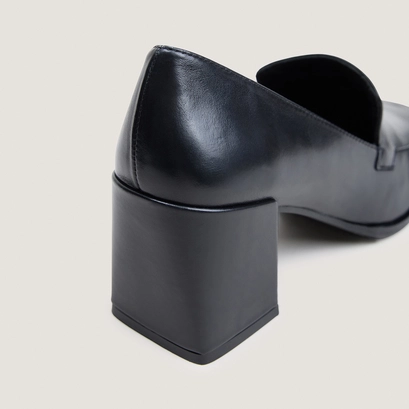 Mocassins &agrave; talons et bouts carr&eacute;s en cuir noir | BRIGHT | Jonak