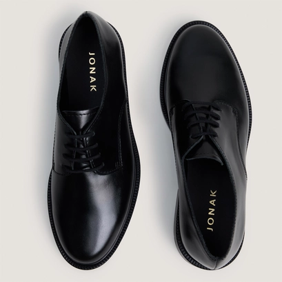 Derbies &agrave; empeignes unies et lacets en cuir noir | NYLON | Jonak