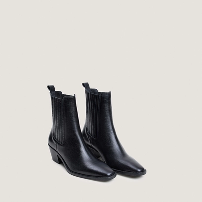 Bottines à talons et fronces noir