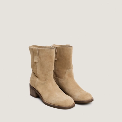 Bottines à petits talons et bouts ronds beige