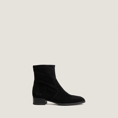 Bottines à talons plats et bouts carrés noir