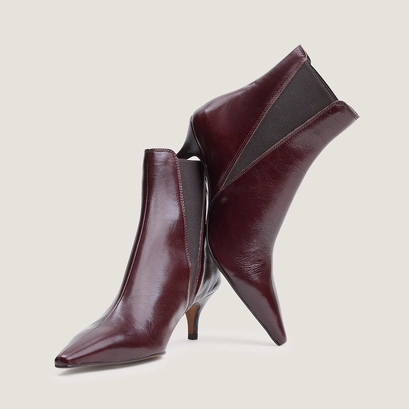 Bottines à talons fins et bouts pointus en cuir vieilli chocolat | BORGIA | Jonak