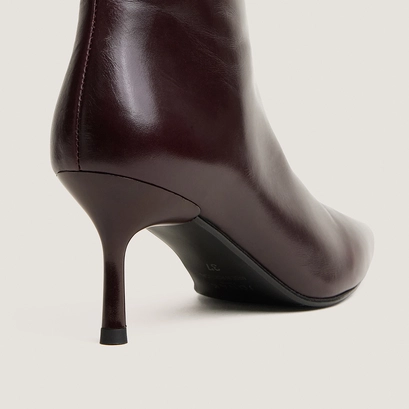 Bottines à bouts pointus bordeaux