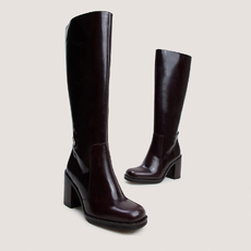 Bottes &agrave; talons d&eacute;bordants marron fonc&eacute;
