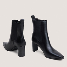 Bottines &agrave; &eacute;lastiques et bouts carr&eacute;s noir