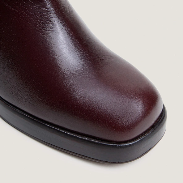 Bottines &agrave; plateformes et bouts carr&eacute;s en cuir vieilli chocolat | BOOM | Jonak
