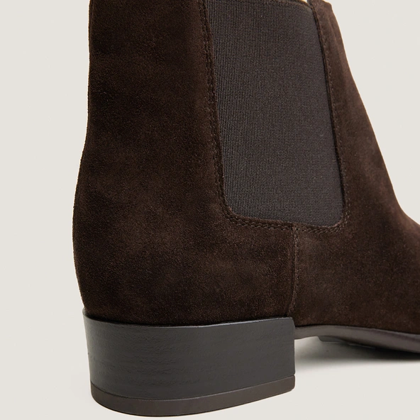 Boots à élastiques et talons plats en croûte marron foncé | PHLEANDRE | Jonak