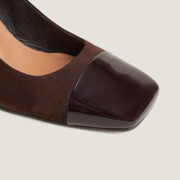 Escarpins à talons larges et bouts carrés en vernis marron foncé et velours marron | DOG | Jonak