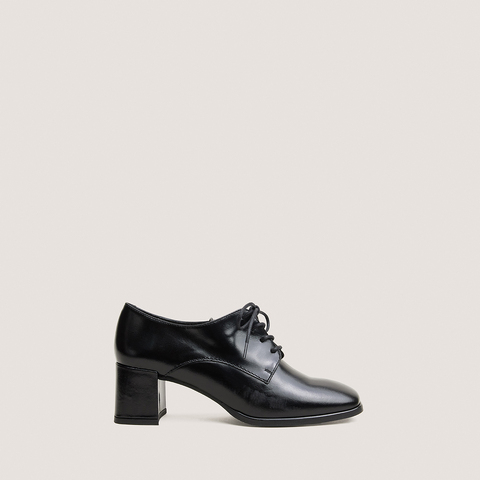Derbies &agrave; talons et bouts carr&eacute;s noir